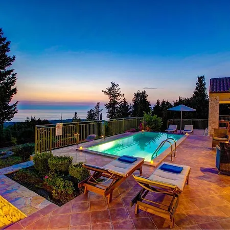 فيلة Sleeps 5 Pool Air Con Wifi