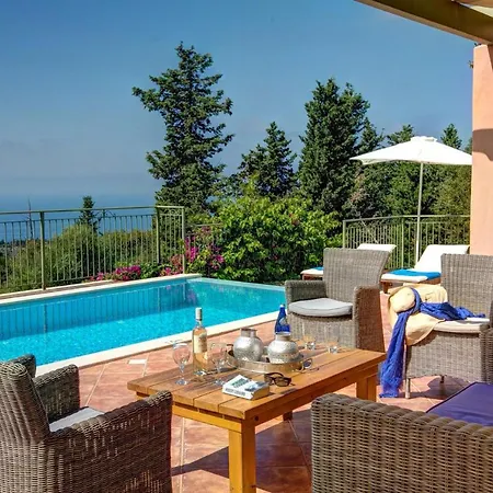 Sleeps 5 Pool Air Con Wifi * Mánganos